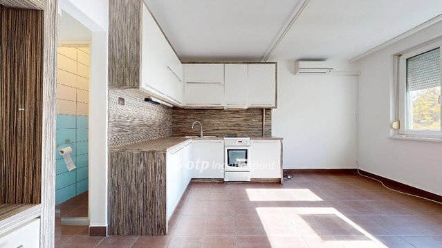 Eladó panellakás, Nyíregyházán 45 M Ft, 2 szobás