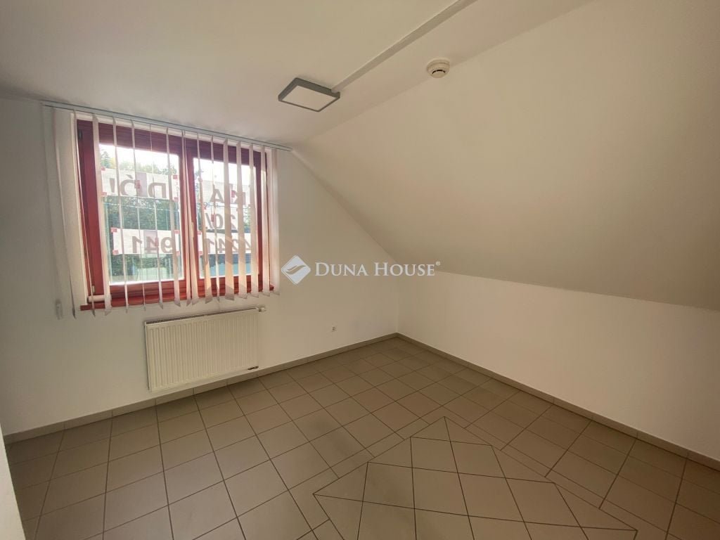 19m² · 90.000 ft