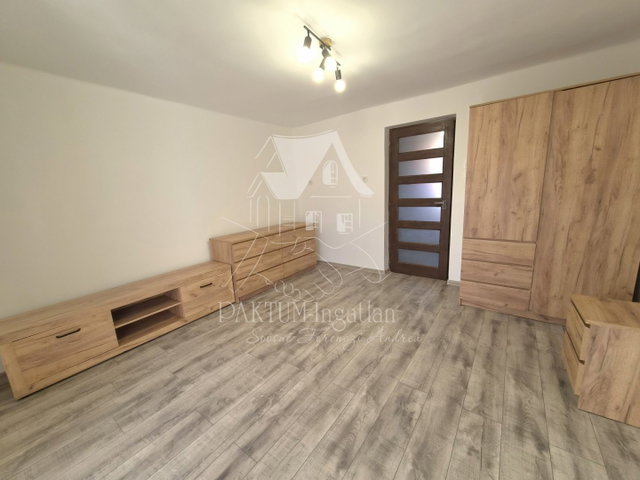 Kiadó családi ház, albérlet, Rákóczifalván 155 E Ft / hó
