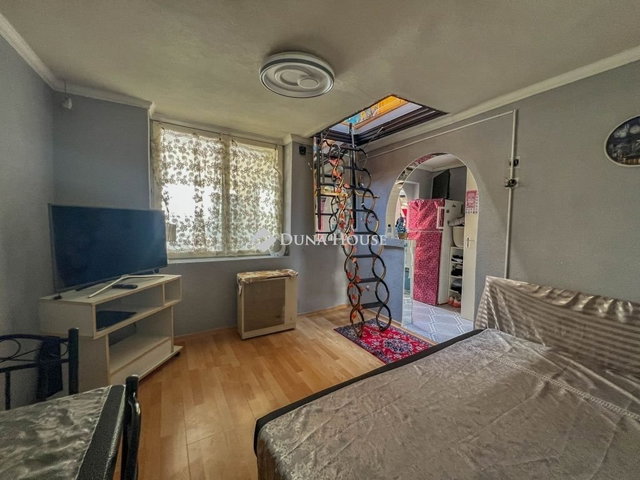 Eladó téglalakás, Budapesten, XX. kerületben 38.5 M Ft, 2 szobás