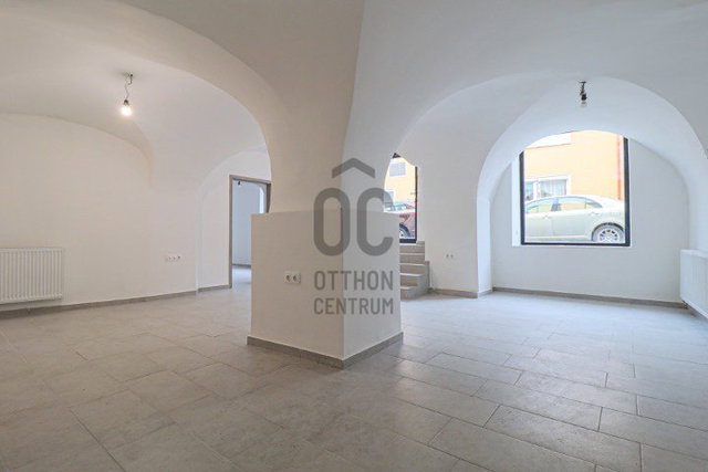 Eladó ipari ingatlan, Sopronban 88 M Ft / költözzbe.hu