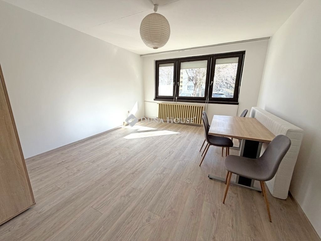 Panellakás · 3 hálószoba · 67 m² · 59.500.000 Ft