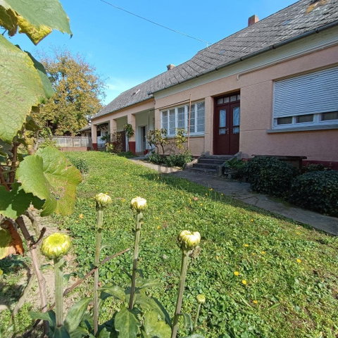 Eladó családi ház, Tótszerdahelyen 24.9 M Ft, 4 szobás
