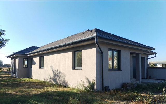 Eladó családi ház, Nagyhegyesen 114.9 M Ft, 3 szobás