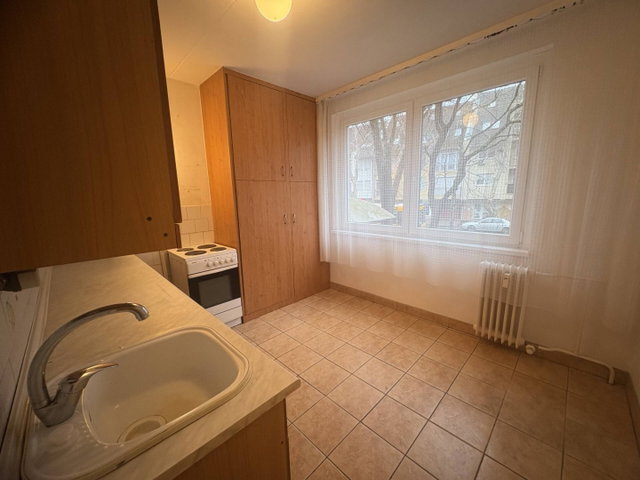 Eladó téglalakás, Nyíregyházán 49 M Ft, 2+1 szobás