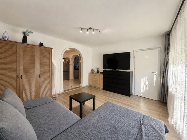 Eladó téglalakás, Szigetszentmiklóson, Nyár utcában 69.9 M Ft