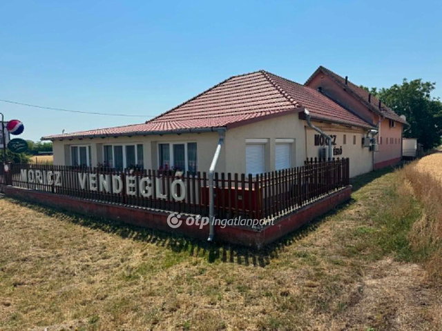 Eladó családi ház, Abonyban 199 M Ft, 3 szobás