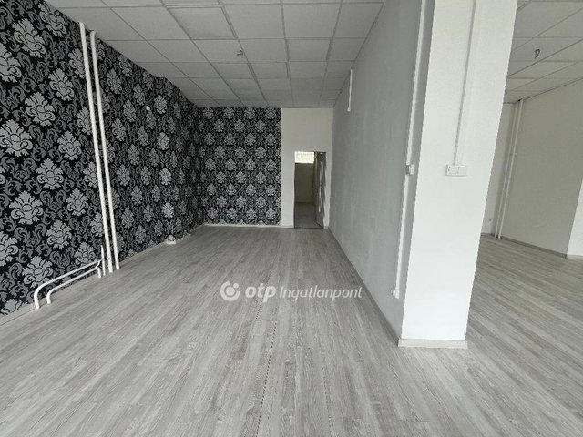 Kiadó üzlethelyiség, Nyíregyházán 390 E Ft / hó