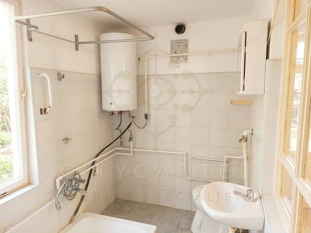 Eladó családi ház, Előszálláson 22.5 M Ft, 1+1 szobás