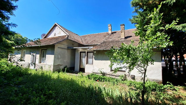 Eladó családi ház, Sárbogárdon 54.9 M Ft, 5 szobás