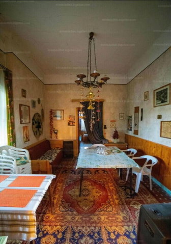 Eladó üzlethelyiség, Soltvadkerten 24.9 M Ft, 4 szobás