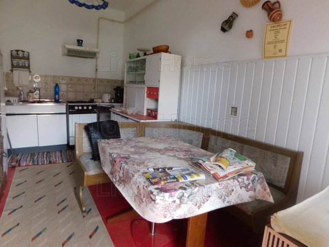 Eladó családi ház, Kaposfőn 24.5 M Ft, 3 szobás