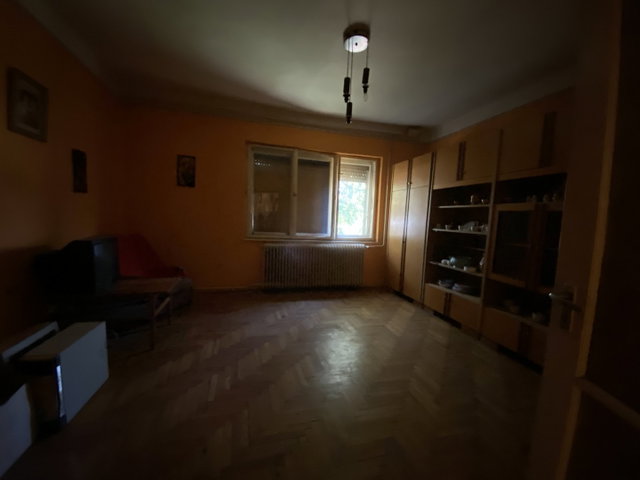Eladó családi ház, Ramocsaházán 16 M Ft, 2 szobás