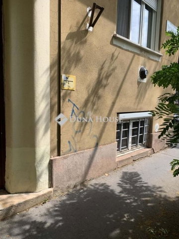 Eladó téglalakás, Budapesten, XIV. kerületben 31 M Ft, 1 szobás