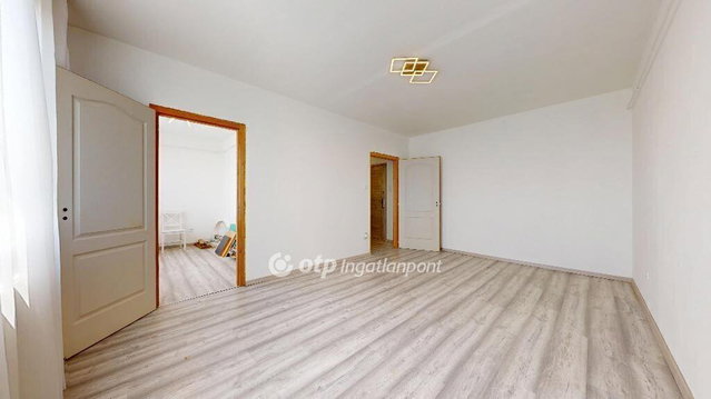 Eladó panellakás, Miskolcon 26.5 M Ft, 1+1 szobás