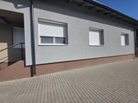 Eladó családi ház, Adonyban 99.9 M Ft, 4 szobás