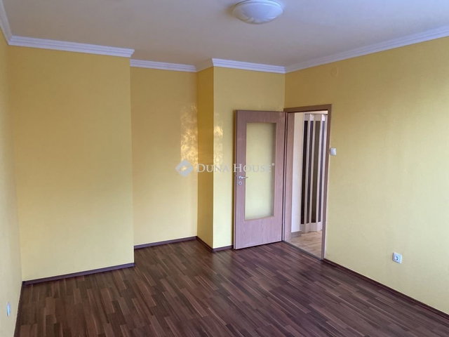 Eladó téglalakás, Móron 39 M Ft, 2 szobás