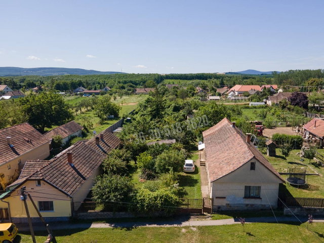 Eladó családi ház, Tereskén 14 M Ft, 3 szobás