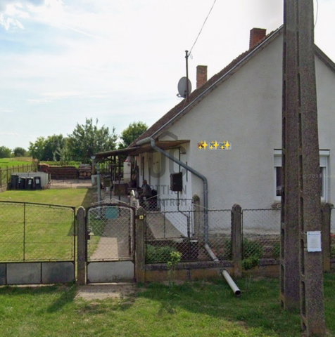 Eladó családi ház, Csőszön 27.5 M Ft, 2 szobás