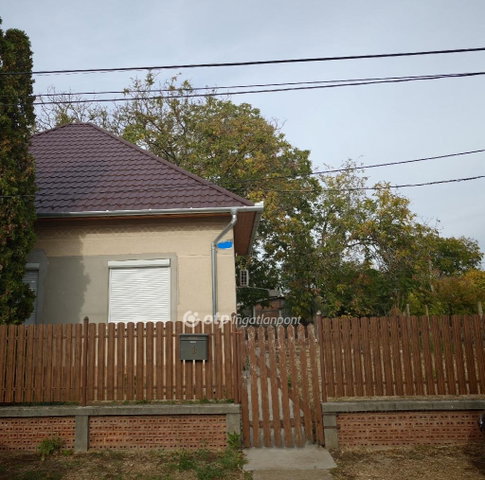 Eladó családi ház, Cibakházán 39.9 M Ft, 4 szobás