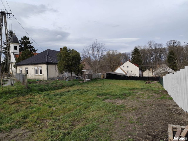 Eladó telek, Takácsin 6.7 M Ft / költözzbe.hu