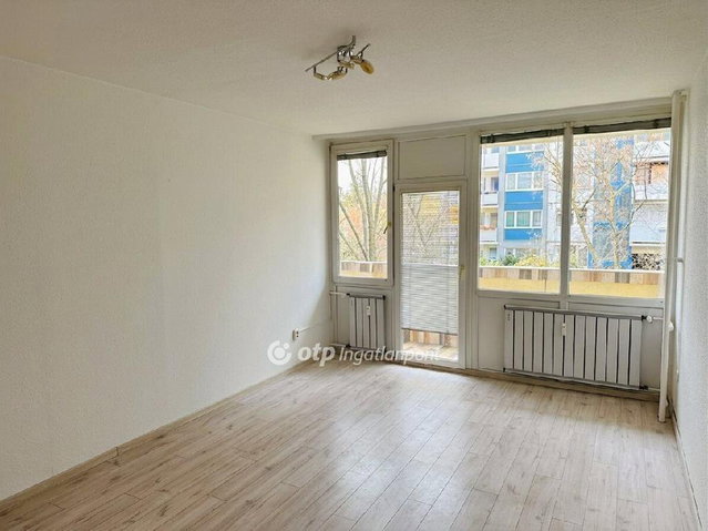 Eladó téglalakás, Budapesten, XIV. kerületben 100 M Ft, 3 szobás