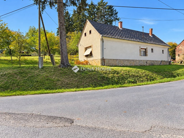 Eladó családi ház, Csödén 24.9 M Ft, 3 szobás