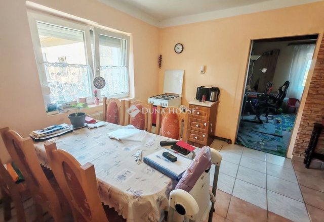 Eladó családi ház, Berzencén 13.5 M Ft, 2 szobás