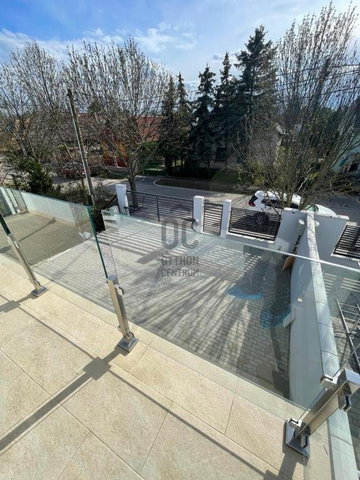 Eladó ikerház, Budapesten, XVI. kerületben 179.9 M Ft, 5 szobás