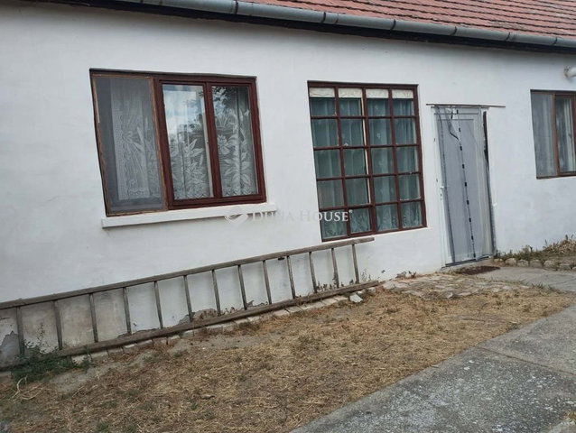 Eladó családi ház, Hercegszántón 5.5 M Ft, 3 szobás