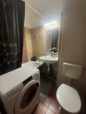 Kiadó panellakás, albérlet, Debrecenben 180 E Ft / hó, 2 szobás