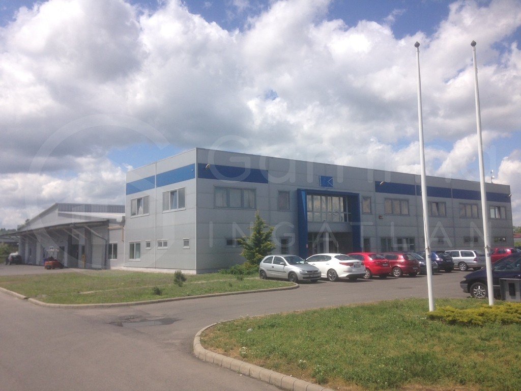 3000 m² · 940.000.000 Ft
