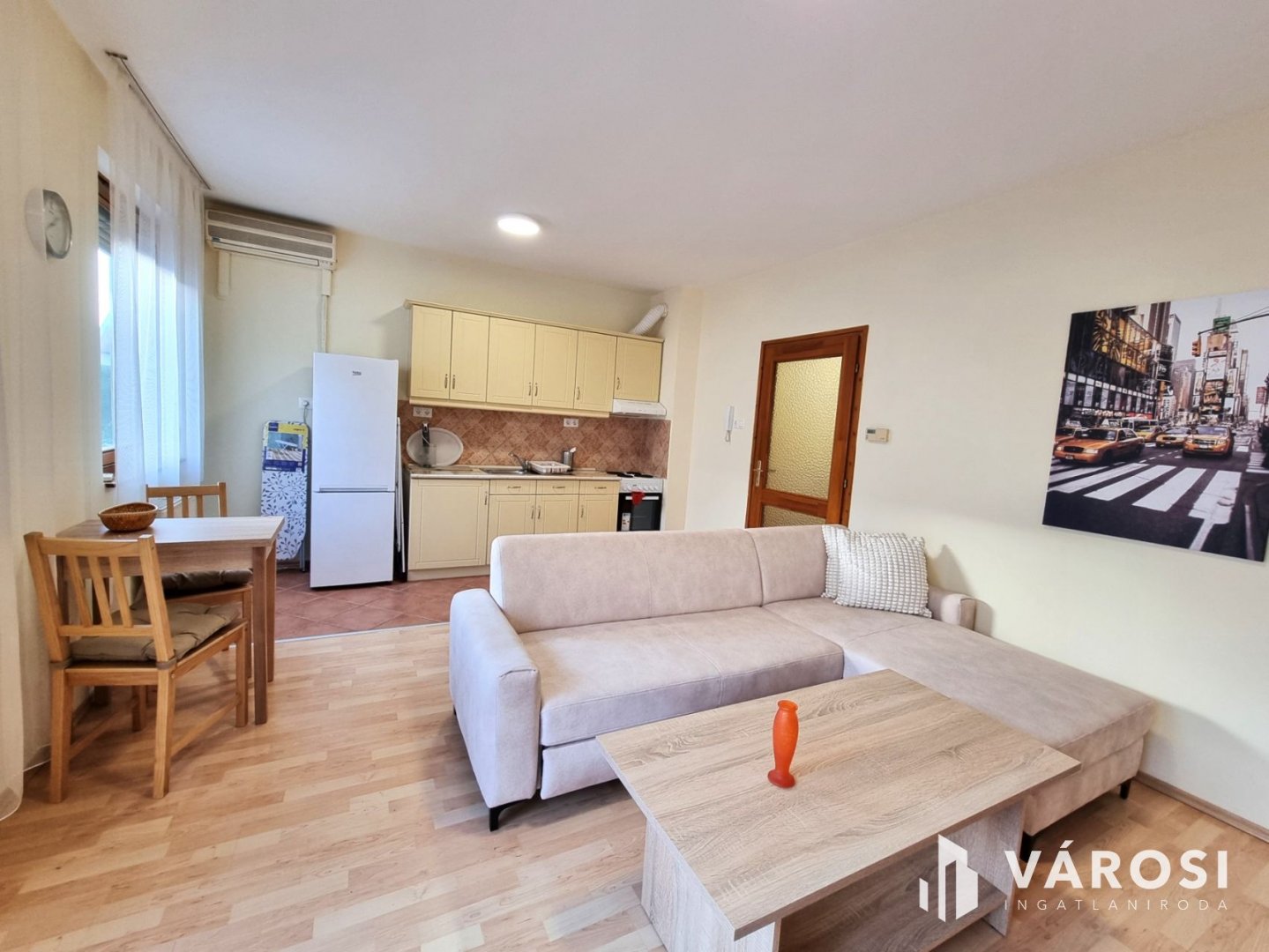 Téglalakás · 1 hálószoba · 32 m² · 130.000 Ft
