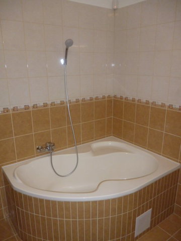 Kiadó téglalakás, albérlet, XVIII. kerületben, Ady Endre utcában