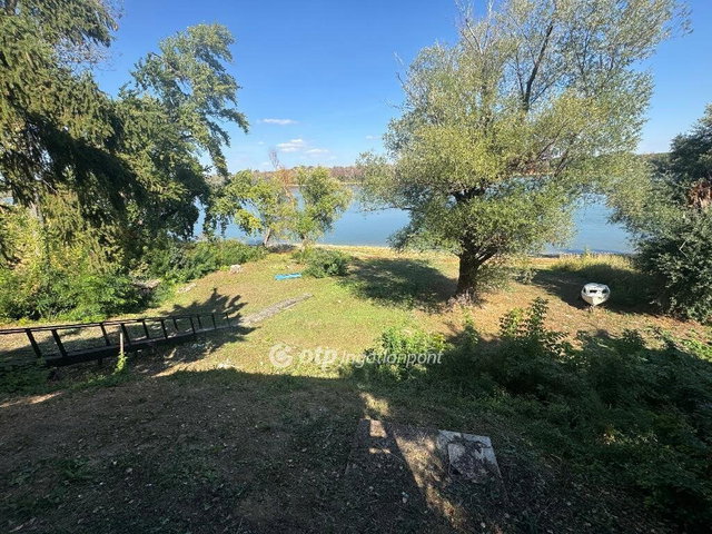 Eladó nyaraló, Kulcson 39.9 M Ft, 1 szobás / költözzbe.hu