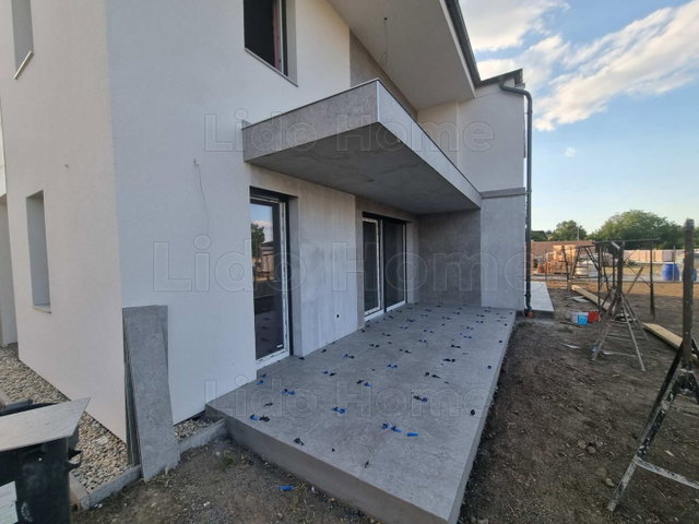 Eladó ikerház, Siófokon 149.9 M Ft, 5 szobás