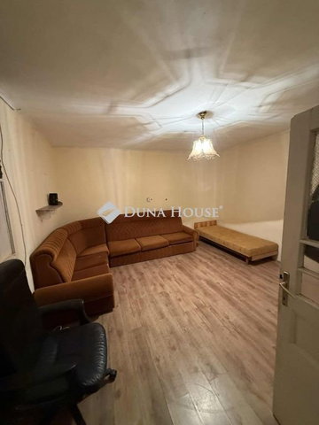 Eladó családi ház, Mosonszentmiklóson 18.99 M Ft, 3 szobás