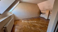 Eladó téglalakás, Pápán 27.9 M Ft, 3+1 szobás