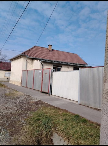 Eladó családi ház, Kaposváron, Tavasz utcában 20.9 M Ft