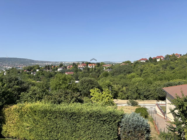 Eladó családi ház, Budaörsön 349 M Ft, 6 szobás