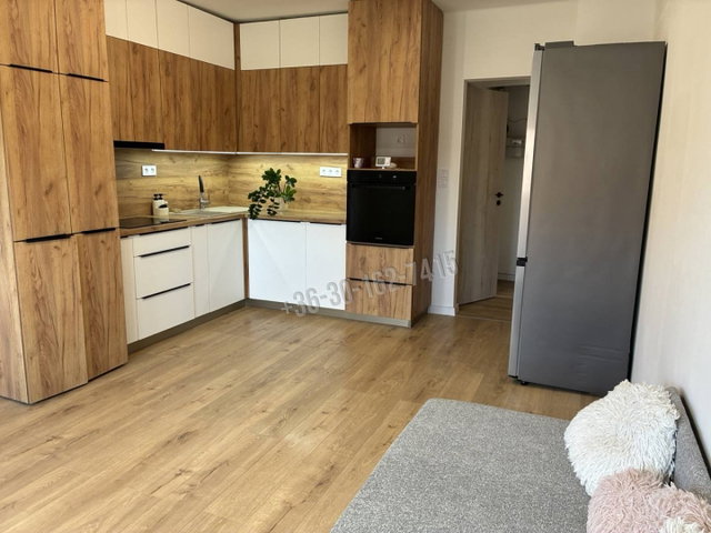 Kiadó téglalakás, albérlet, Pécsett 250 E Ft / hó, 3 szobás