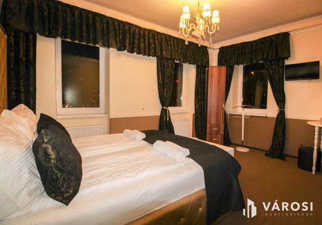 Eladó hotel, Szegeden 399.9 M Ft, 11 szobás / költözzbe.hu