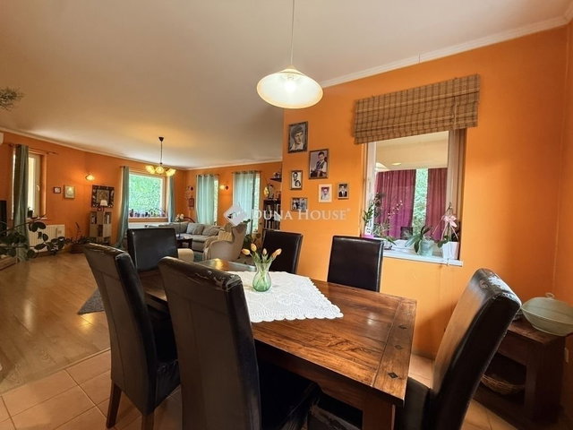Eladó családi ház, Kecskeméten 129.9 M Ft, 6 szobás