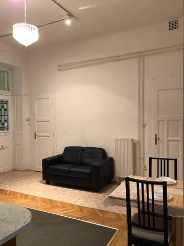 Kiadó téglalakás, albérlet, I. kerületben, Donáti utcában