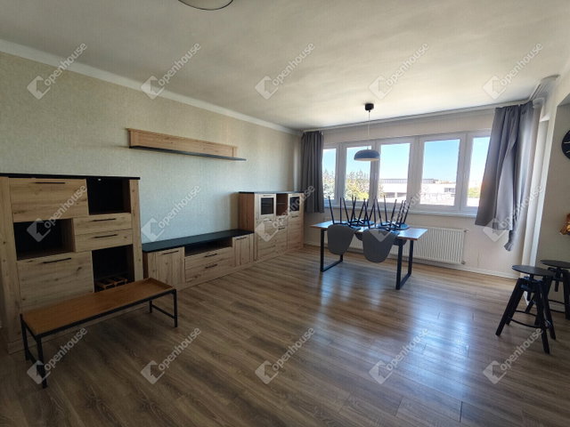 Eladó téglalakás, Szombathelyen 56 M Ft, 2 szobás