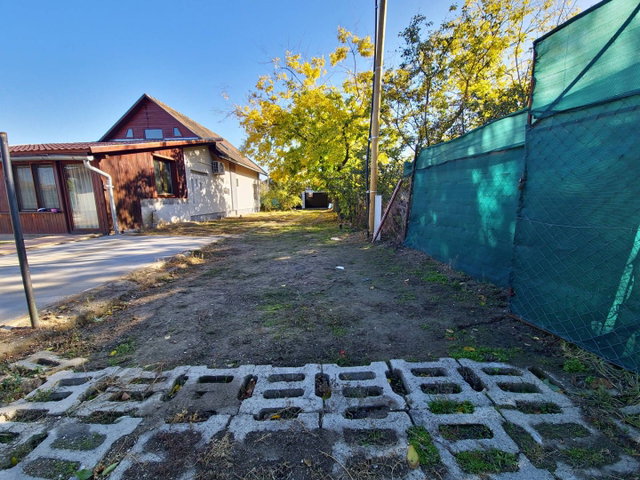 Eladó telek, Szigetszentmiklóson 11 M Ft / költözzbe.hu