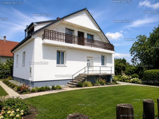 Eladó családi ház, Adonyban 69.9 M Ft, 4 szobás