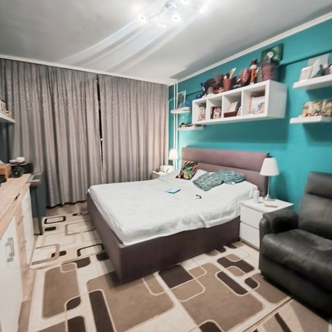 Eladó téglalakás, Budapesten, XX. kerületben 63.9 M Ft, 3 szobás