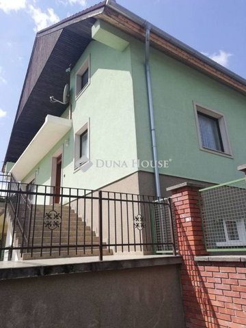 Eladó családi ház, Cserszegtomajon 110 M Ft, 5 szobás