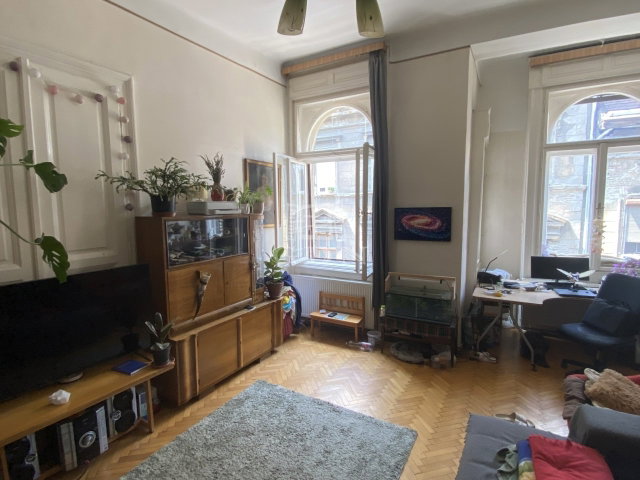 Eladó téglalakás, Budapesten, VI. kerületben 99.9 M Ft, 2 szobás